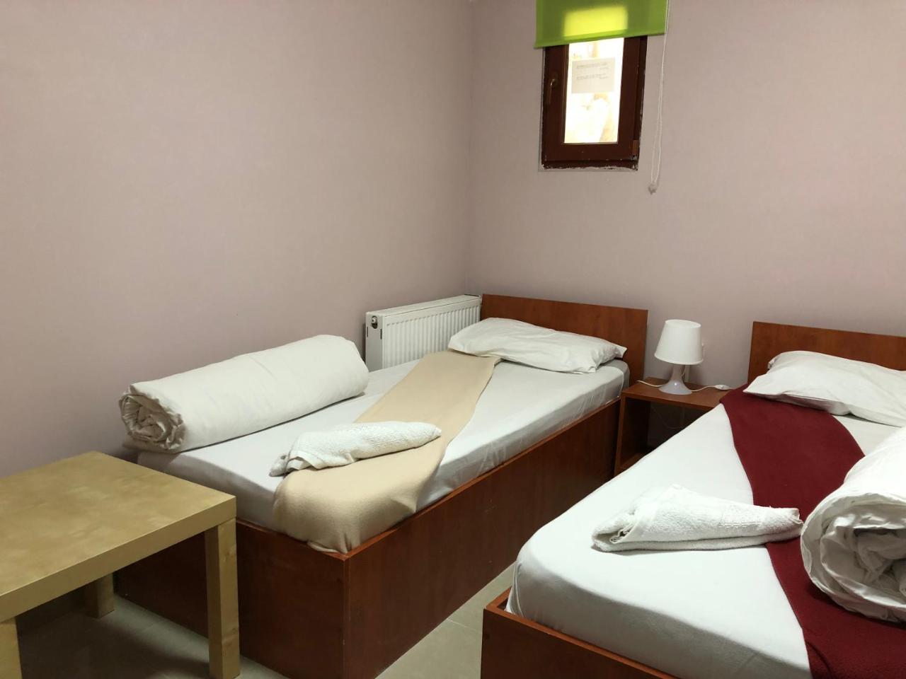 Hostel Tripoli Palace Бухарест Экстерьер фото
